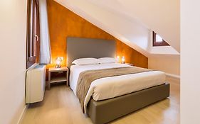 Charming Palace Corte Del Teatro